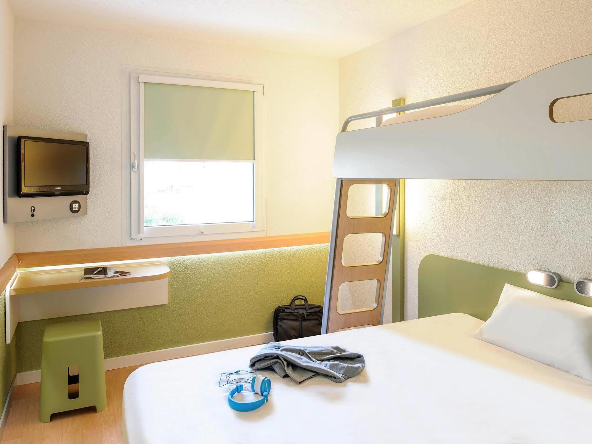 Ibis Budget Argenteuil Bords De Seine ภายนอก รูปภาพ