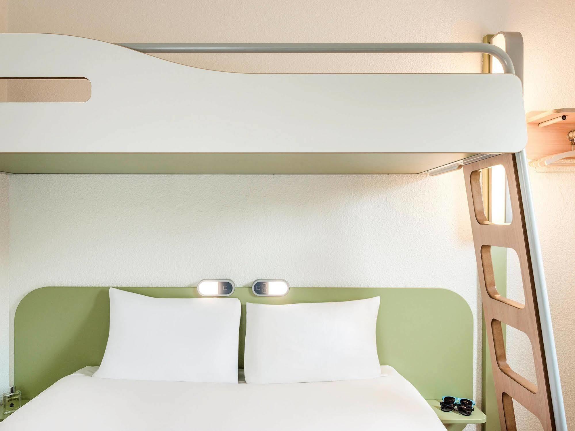 Ibis Budget Argenteuil Bords De Seine ภายนอก รูปภาพ