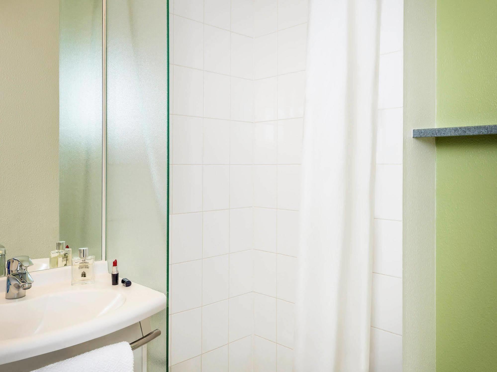 Ibis Budget Argenteuil Bords De Seine ภายนอก รูปภาพ